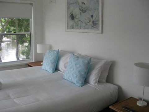 Noosa Entrance Waterfront Resort - Kalgoorlie Accommodation 12