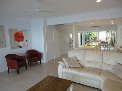 Noosa Entrance Waterfront Resort - Kalgoorlie Accommodation 3