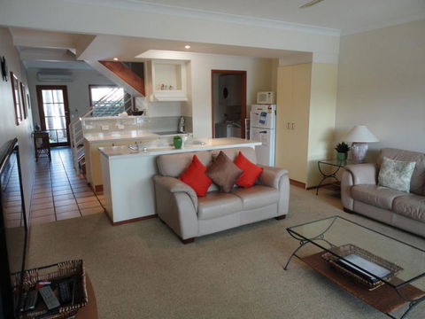 Noosa Entrance Waterfront Resort - Kalgoorlie Accommodation 8