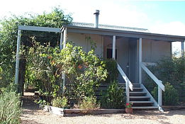 Ellisfield Farm - Kalgoorlie Accommodation 0