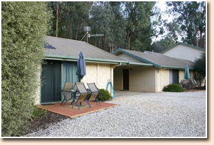 Snow View Holiday Units - Kalgoorlie Accommodation 1