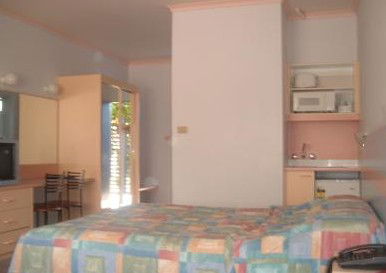 Golden Sands Motor Inn - Kalgoorlie Accommodation 3