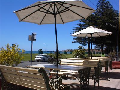 Anchorage At Victor Harbour Seafront Hotel - Kalgoorlie Accommodation 0