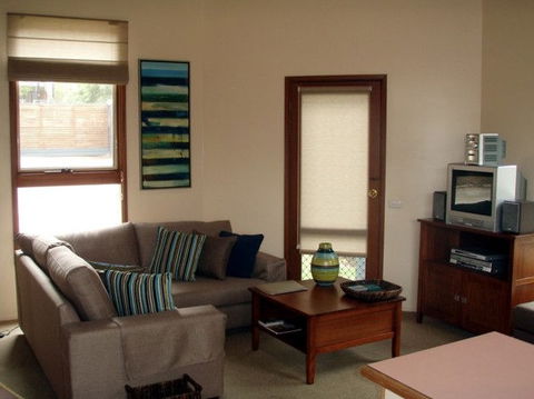 Aireys Inlet Getaway - Kalgoorlie Accommodation 3