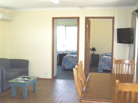 Allestree Holiday Units - Kalgoorlie Accommodation 2