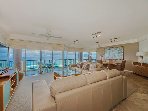 AA Oceana On Broadbeach - Kalgoorlie Accommodation 14