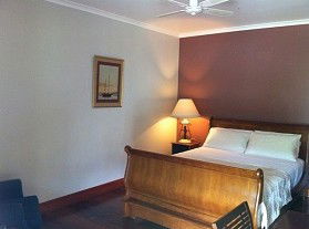 Daintree Manor - Kalgoorlie Accommodation 1