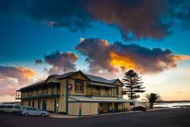 Arno Bay Hotel - Kalgoorlie Accommodation 0