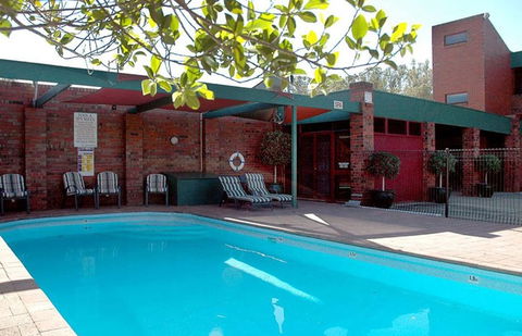 Nirebo Motel - Kalgoorlie Accommodation 3