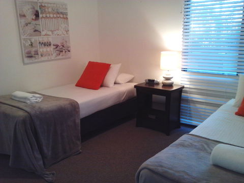 Outrigger Bay Apartments - Kalgoorlie Accommodation 8