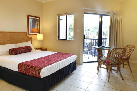 Bay Villas Resort Port Douglas - Kalgoorlie Accommodation 5