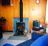 Black Jack Get-a-way - Magpies Nest - Kalgoorlie Accommodation