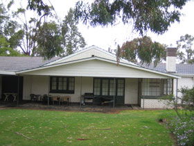 Naracoorte Cottages - Pinkerton Hill - Kalgoorlie Accommodation 0