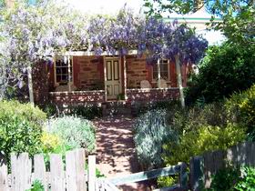 Sea & Vines Cottage - Kalgoorlie Accommodation 0