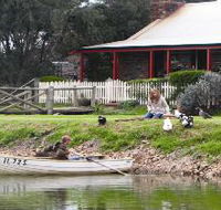 Stonewell Cottages and Vineyards - Kalgoorlie Accommodation