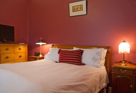 Willunga House - Kalgoorlie Accommodation 1