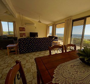 Sea Air-a Siesta 5 - Kalgoorlie Accommodation 3