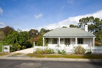 Sarah's Cottage - Kalgoorlie Accommodation 1