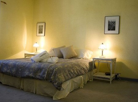 Lavender Blue Country Apartments - Kalgoorlie Accommodation 4