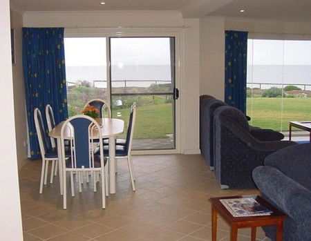 Moonta Bay Escape - Kalgoorlie Accommodation 2