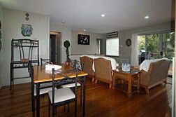 Abodes About Wategoes - Kalgoorlie Accommodation 3