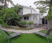 Allure Beach House - Kalgoorlie Accommodation 0