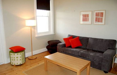 Port Elliot Beach House YHA - Kalgoorlie Accommodation 2