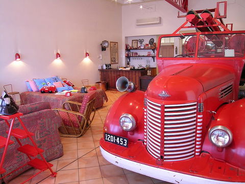 The Fire Station Inn - Fire Engine Suite - Kalgoorlie Accommodation 0
