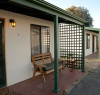 Moonta Bay Road Cabins and Cottages - Kalgoorlie Accommodation