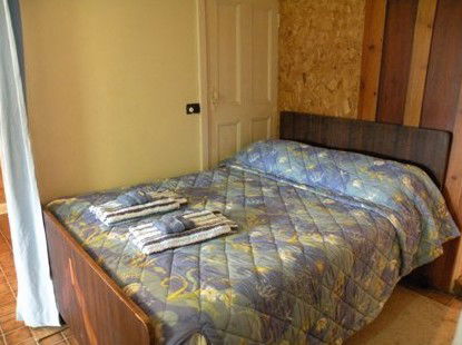 Kirazz - Kingscote Holiday Cottage - Kalgoorlie Accommodation 1