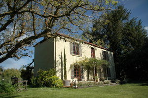 Adelaide Hills Retreats - Kalgoorlie Accommodation 0