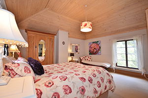 Adelaide Hills Retreats - Kalgoorlie Accommodation 1