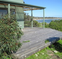 Wallaby Beach House - Kalgoorlie Accommodation