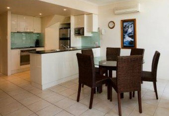Tropical Nites - Kalgoorlie Accommodation 1