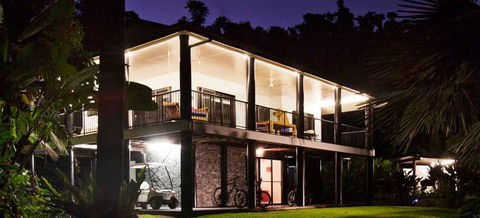Misty Mountains Tropical Rainforest Romantic Retreat - Kalgoorlie Accommodation 9