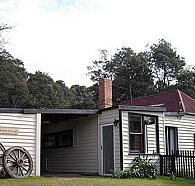Glenbrook House and Cottage