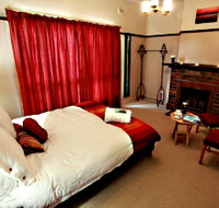 Old Cable Station Colonial Retreat - Kalgoorlie Accommodation