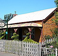 Westbury Gingerbread Cottages - The - Kalgoorlie Accommodation