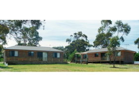 Yaringa Holiday Cottages - Kalgoorlie Accommodation 0