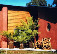 Whispering Spirit Holiday Cottages and Miniature Pony Stud - Kalgoorlie Accommodation