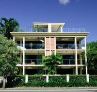 Cairns Beachfront Apartment - Kalgoorlie Accommodation