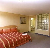 Lighthouse Hotel - Kalgoorlie Accommodation