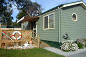 Nautica But Nice - Kalgoorlie Accommodation 0