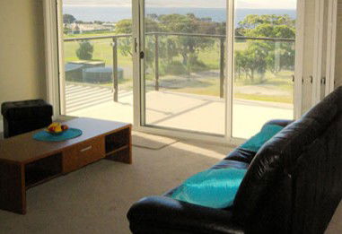 Windows On Bicheno - Kalgoorlie Accommodation 4