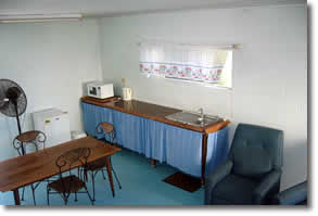 Alkoomie Station - Kalgoorlie Accommodation 2