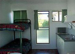 Gee Dees Family Cabins - Kalgoorlie Accommodation 5