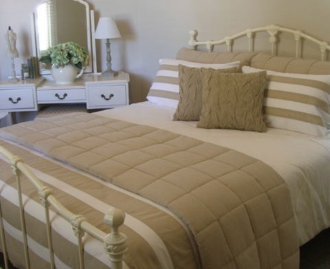 Fleurettes - Kalgoorlie Accommodation 5