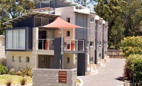 At Outriggers Mollymook - Kalgoorlie Accommodation 5