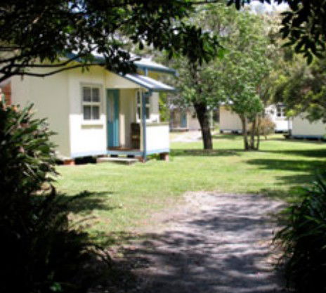 At The Springs Cottages - Kalgoorlie Accommodation 4