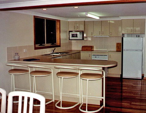 Angourie Bay Villas - Kalgoorlie Accommodation 2